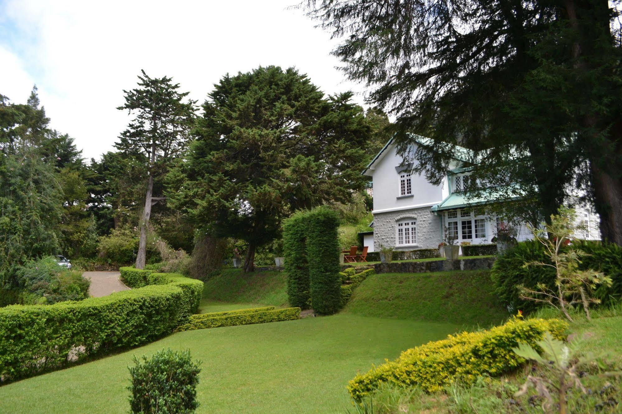 Brockenhurst Bungalow Нувара-Элия Экстерьер фото